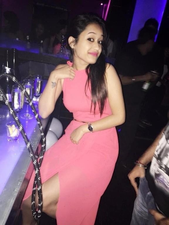 High Profile Call Girls in Delhi